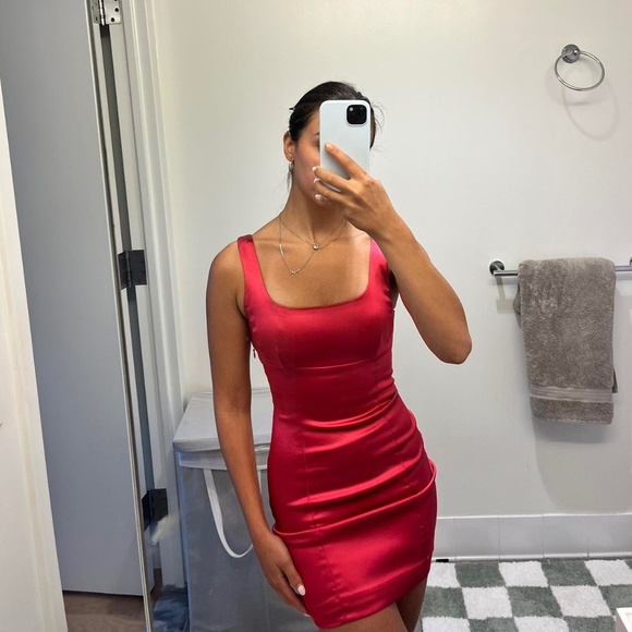 Aritzia Wilfred Shimmer Satin Dress Size 8 - Picture 1 of 8